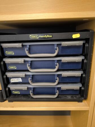 Sortimentskaseer med indhold