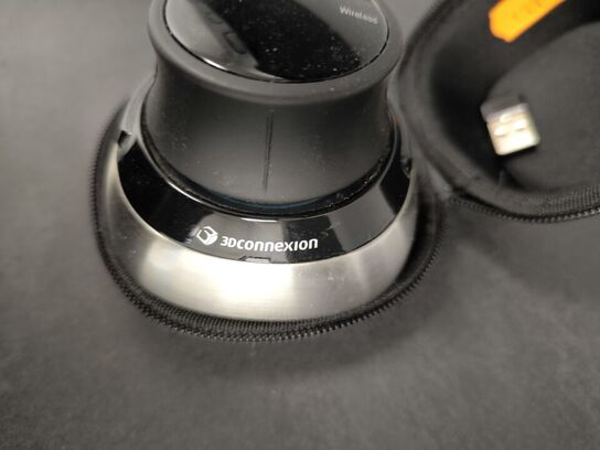 Spacemouse 3D connexion wireless