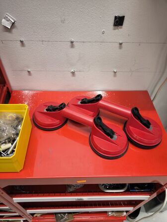 Indhold på reol (se beskrivelse)