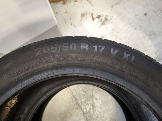 2 stk. sommerdæk CONTINENTAL 205/50 R 17 V XL