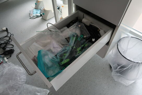 Arbejdsbord ZYSTM uden indhold