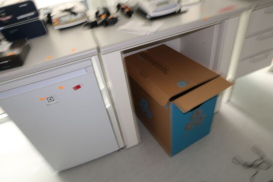 Arbejdsbord ZYSTM uden indhold