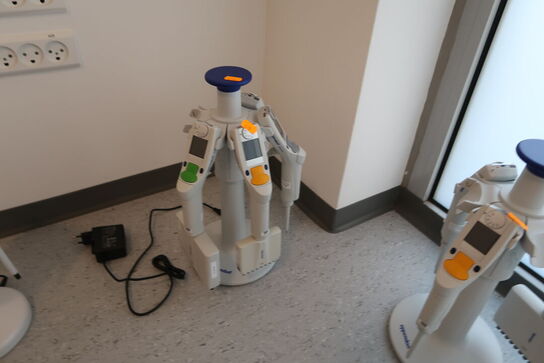 Stativ med 4 stk. pipetter EPPENDORF
