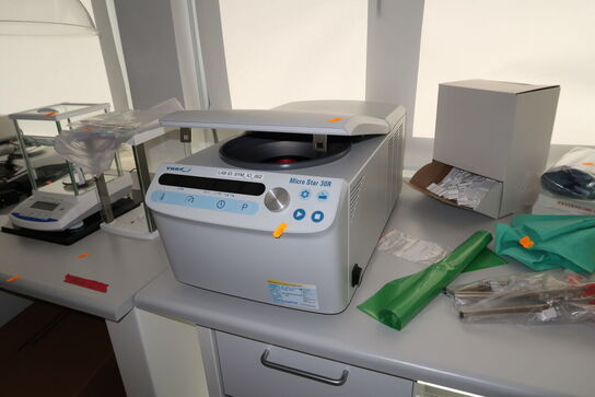 Microcentrifuge VWR Micro Star 30R