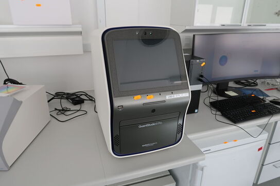 Pro Real-Time PCR Systems APPLIED BIOSYSTEMS QuantStudio 6 Pro med tilbehør