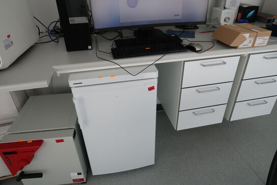 Arbejdsbord ZYSTM uden indhold