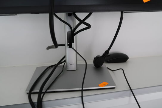 Computerskærm DELL samt computer DELL OptiPlex XE4