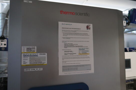 Ultra-low temperature (ULT) freezer THERMO FISHER SCIENTIFIC TSX40086V
