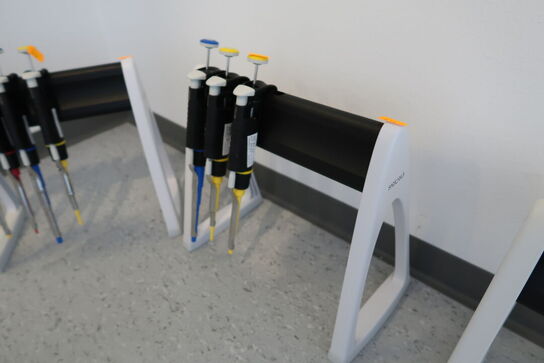 Stativ med 3 stk. pipetter VWR