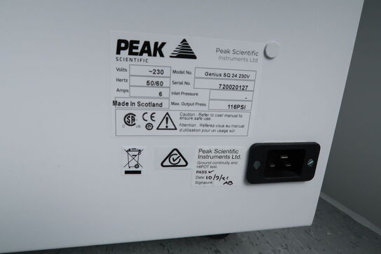 Nitrogen generator PEAK SCIENTIFIC Genius SQ 24