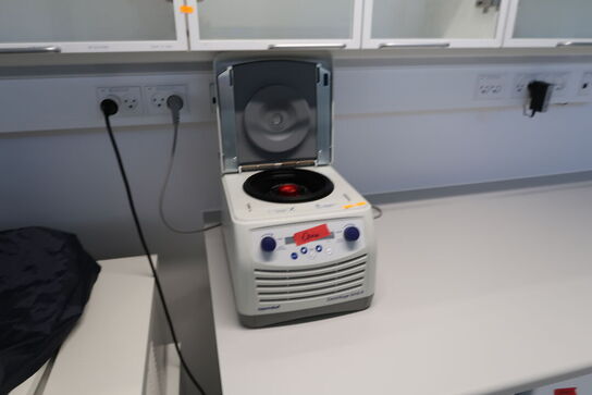Centrifuge EPPENDORF 5418 R