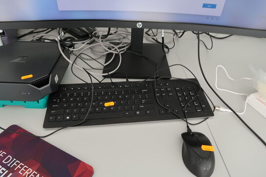 Computer HP Z2 Mini G5 Workstation, Computerskærm HP P34HC G4