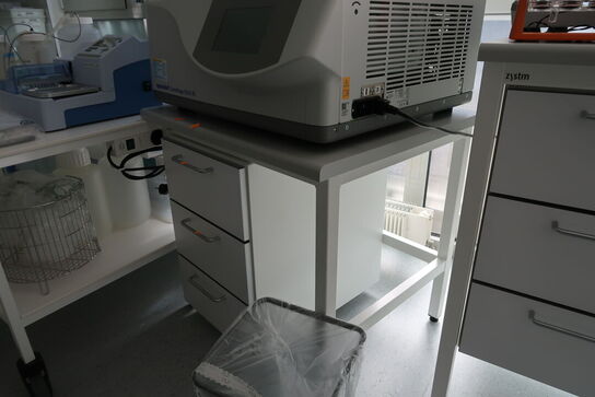 Arbejdsbord ZYSTM uden indhold