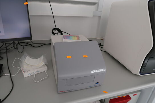 Microplate Spectrophotometer THERMO SCIENTIFIC Multiskan Skyhigh