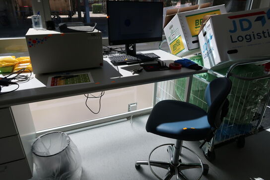 Arbejdsbord ZYSTM uden indhold