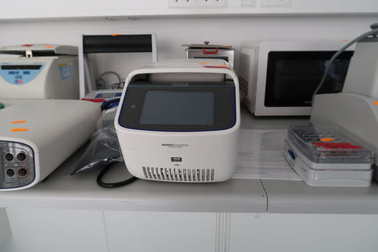 MiniAmp Thermal Cycler APPLIED BIOSYSTEMS 