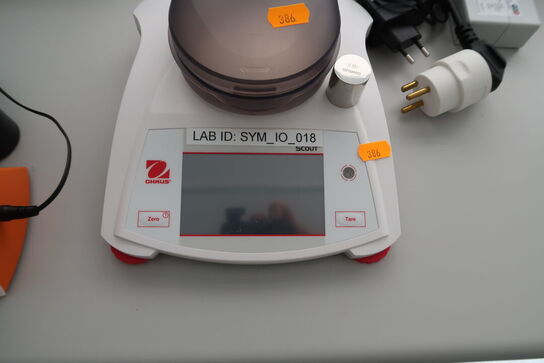 Præcisionsvægt OHAUS STX123
