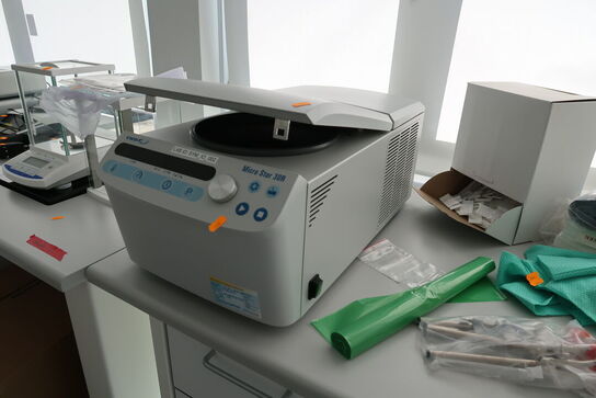Microcentrifuge VWR Micro Star 30R