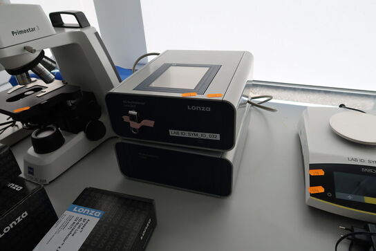 4D-Nucleofector Core Unit, X Unit LONZA
