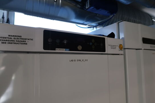 Fryseskab GRAM BIOBASIC RF410 LG