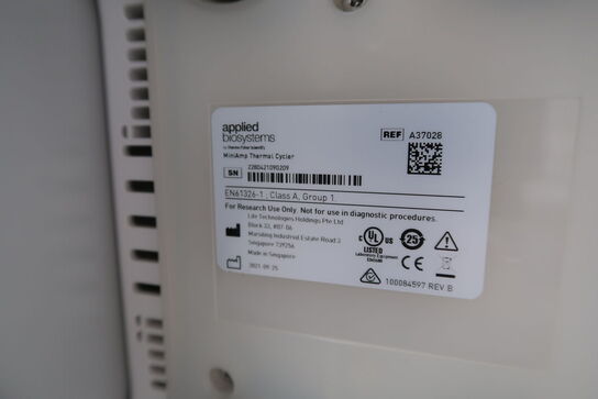 MiniAmp Thermal Cycler APPLIED BIOSYSTEMS 