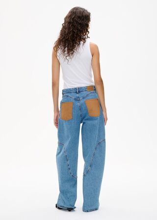 Napolen BAUM UND PFERDGARTEN Str.: 27W/32L