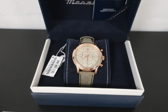 Herreur samt armbånd MASERATI Epoca 42 mm. 