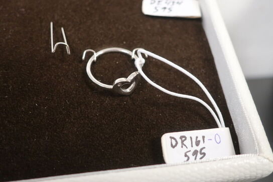 Diverse smykker HOT DIAMONDS