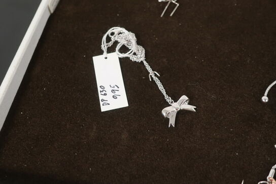 Diverse smykker HOT DIAMONDS