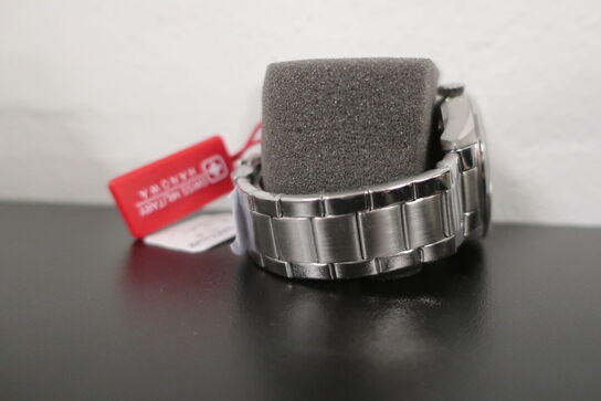 Herreur SWISS MILITARY Roadrunner Advanced 43 mm. 