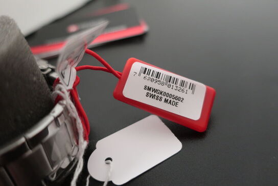 Herreur SWISS MILITARY Roadrunner Advanced 43 mm.