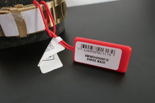 Herreur SWISS MILITARY Golden Beech 42 mm.