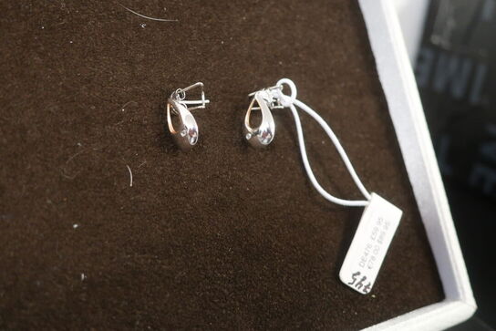 Diverse smykker HOT DIAMONDS