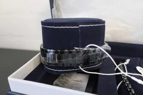 Herreur samt armbånd MASERATI Traguardo 45 mm. 