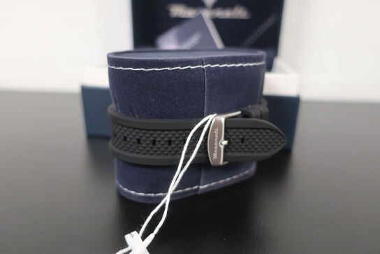 Herreur MASERATI Sfida 44 mm. 