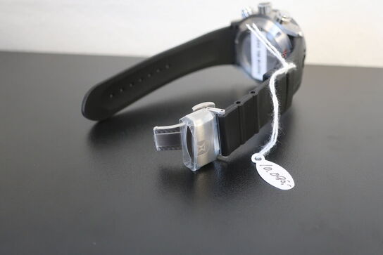 Herreur EDOX CO-1 Chronograph 45 mm. 