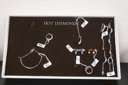 Diverse smykker HOT DIAMONDS