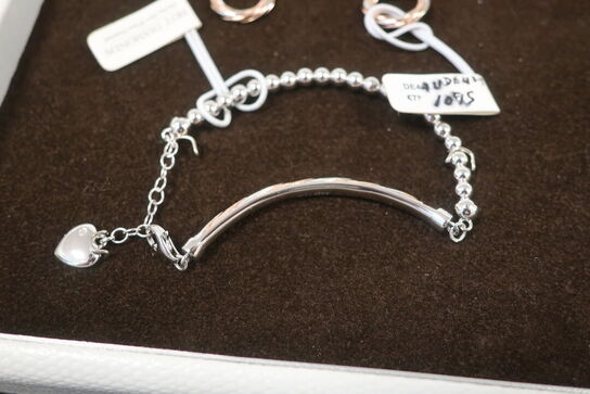 Diverse smykker HOT DIAMONDS