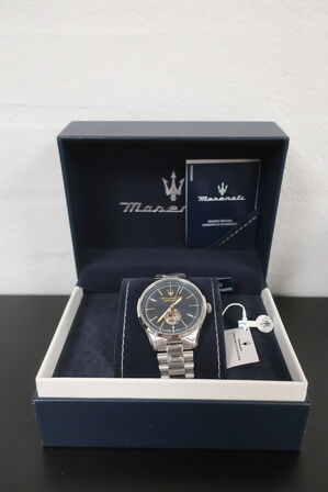 Herreur MASERATI Sorpasso 42 mm. 