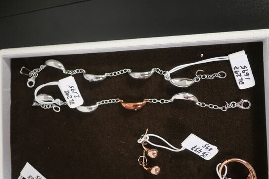 Diverse smykker HOT DIAMONDS