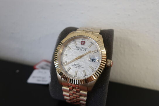 Herreur SWISS MILITARY Master Diligenter 41 mm. 