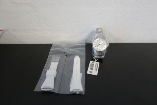 Dameur FREDERIQUE CONSTANT Highlife Ladies 34 mm. 