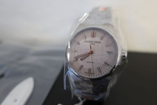 Dameur FREDERIQUE CONSTANT Highlife Ladies 34 mm. 