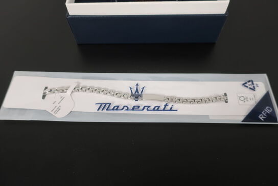 Herreur samt armbånd MASERATI Epoca 42 mm. 