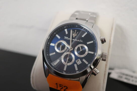 Herreur MASERATI Attrazione 43 mm. 