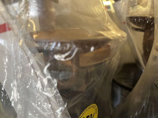 Pumpe med tre skåle