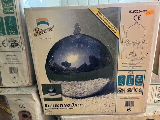 Parti springvand og figurer