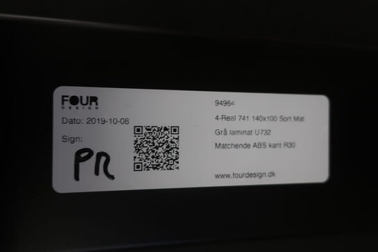 klapsammen bord FOUR DESIGN 