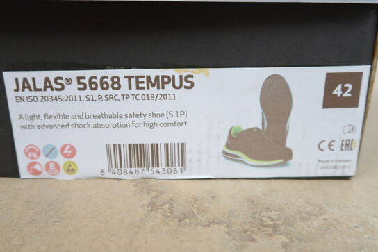 2 Par Sikkerhedssko Str. 42 JALAS Model: EXALTER 9988 GTX, TEMPUS 5668