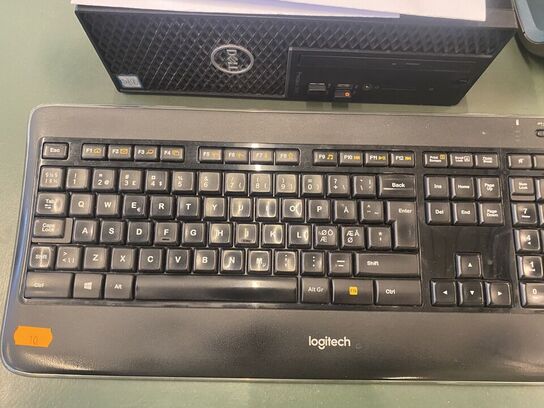 Skærm PHILIPS, tastatur LOGITECH, labelprinter DYMO 400